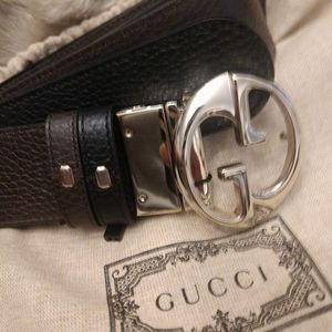 Authentic Gucci belt reversible 95